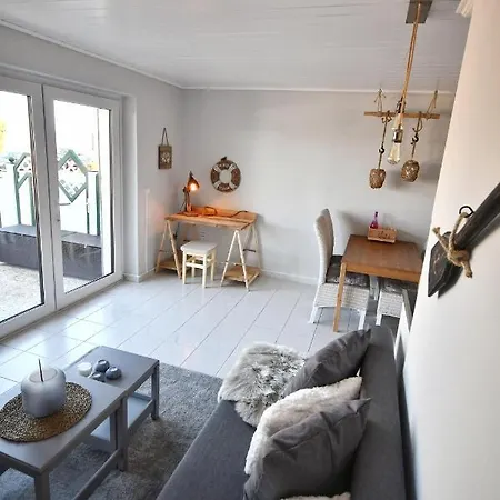 Apartamento Traumhafte-wohnung-in-der-ersten-reihe-direkt-an-der-strandpromenade-mit-eigener-terrasse