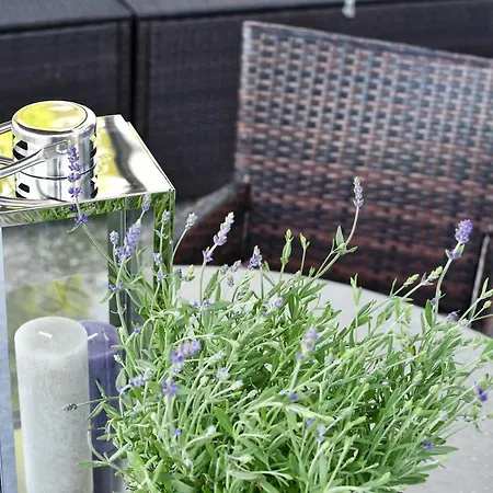 Traumhafte-wohnung-in-der-ersten-reihe-direkt-an-der-strandpromenade-mit-eigener-terrasse *